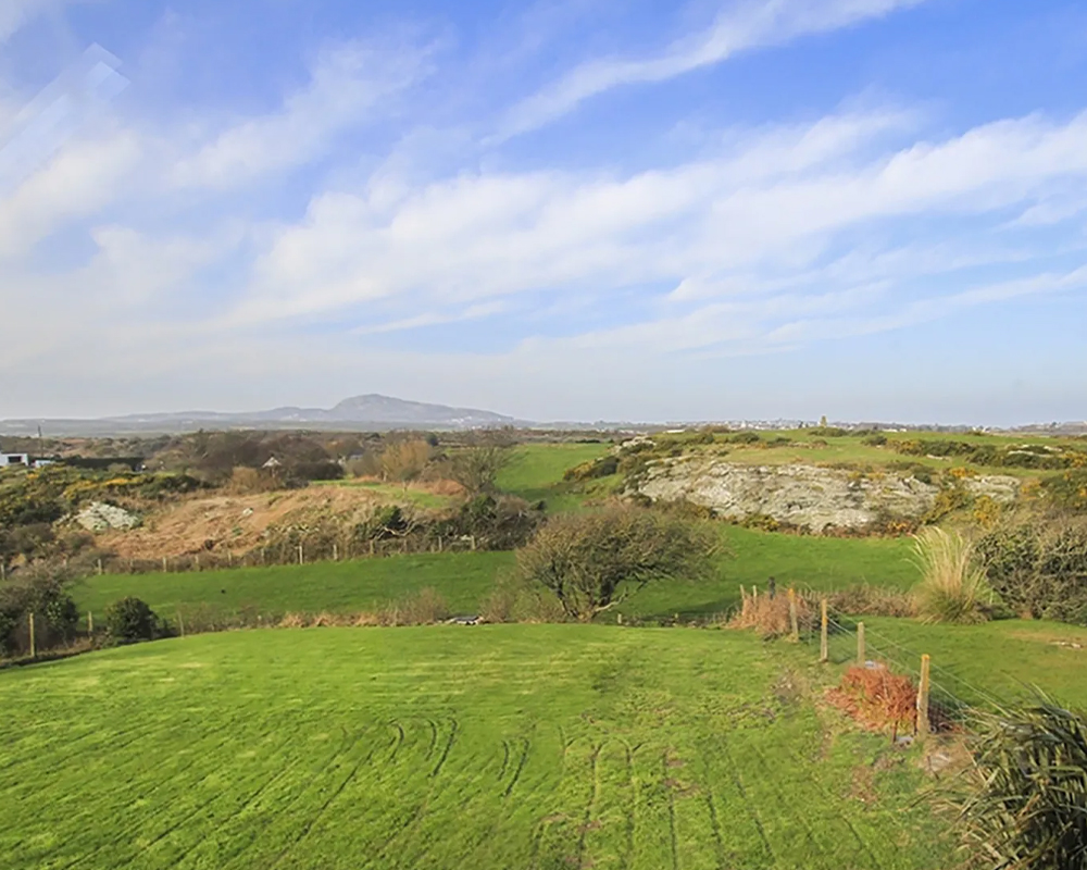 Penmynydd: Holiday Home in Anglesey Penmynydd: Holiday Home in Anglesey