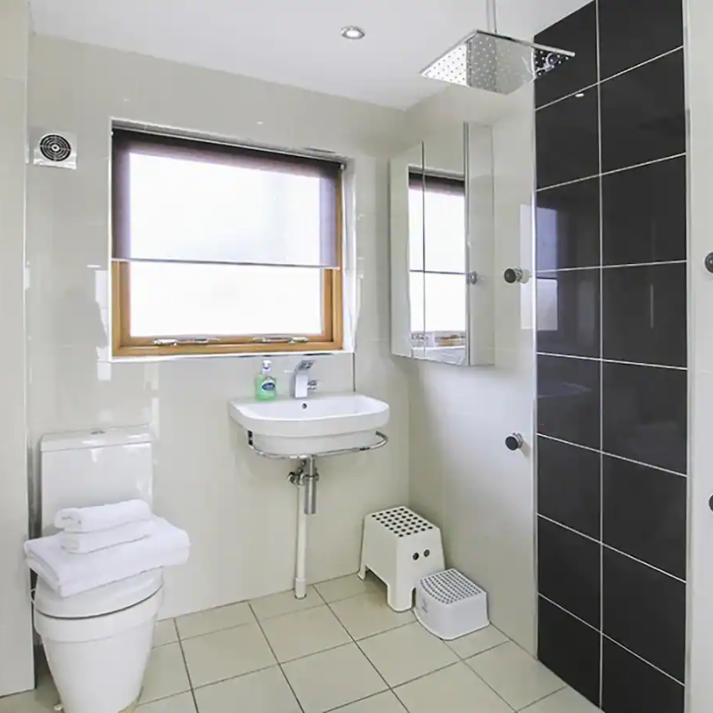 Trearddur Bay: Holiday Home in Anglesey Trearddur Bay: Holiday Home in Anglesey